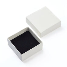 Laden Sie das Bild in den Galerie-Viewer, Schmuck-Geschenkbox