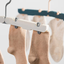 Laden Sie das Bild in den Galerie-Viewer, Reisenotwendiger faltbarer Kleiderständer, 2 Stück