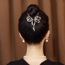 Laden Sie das Bild in den Galerie-Viewer, Haarspange aus Acryl