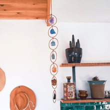 Laden Sie das Bild in den Galerie-Viewer, Primal Crystal 7 Chakra Edelstein Wanddekoration
