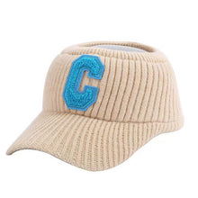Laden Sie das Bild in den Galerie-Viewer, Süße gestrickte warme Baseballmütze