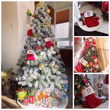 Laden Sie das Bild in den Galerie-Viewer, Gestrickte Weihnachtssocke mit Buchstaben