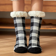 Laden Sie das Bild in den Galerie-Viewer, Damen Karierte Samtschlafsocken für Herbst und Winter