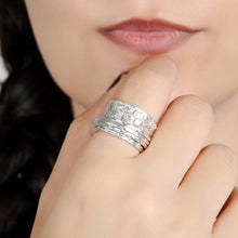 Laden Sie das Bild in den Galerie-Viewer, Silberner Stern-Mond-Sonnenring