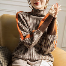 Laden Sie das Bild in den Galerie-Viewer, Rollkragenpullover mit Kontrastärmeln