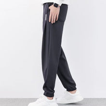 Laden Sie das Bild in den Galerie-Viewer, Herrenmode Jogginghose