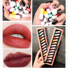 Laden Sie das Bild in den Galerie-Viewer, Kapsel Lippenstift Set