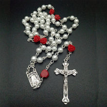Laden Sie das Bild in den Galerie-Viewer, Rosenkranz Kruzifix Halskette