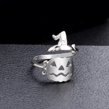 Laden Sie das Bild in den Galerie-Viewer, Halloween Kürbislaternen Ring