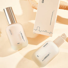 Laden Sie das Bild in den Galerie-Viewer, Leichte matte und langlebige Foundation