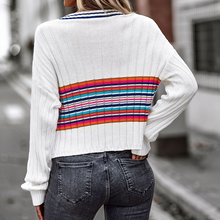 Laden Sie das Bild in den Galerie-Viewer, Täfelter Pullover mit V-Ausschnitt