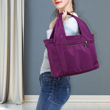 Laden Sie das Bild in den Galerie-Viewer, Leichte Einfarbige Outdoor-Reisetasche Aus Nylon