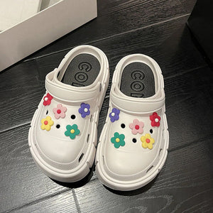 Atmungsaktive Plateausandalen mit Blumenmuster für Damen