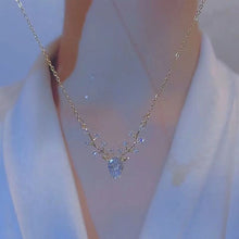 Laden Sie das Bild in den Galerie-Viewer, Glänzende Elch-Halskette Aus Titanstahl