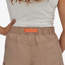 Laden Sie das Bild in den Galerie-Viewer, Trainingsshorts mit Kontrastgürtel