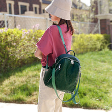 Laden Sie das Bild in den Galerie-Viewer, Modischer Rucksack mit einfachem Buchstabenmuster