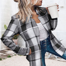 Laden Sie das Bild in den Galerie-Viewer, Trendiger Karierter Mantel