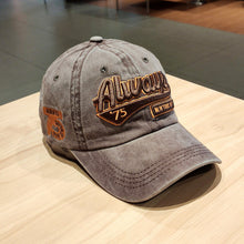 Laden Sie das Bild in den Galerie-Viewer, Modische Schirmmütze mit Buchstabenstickerei