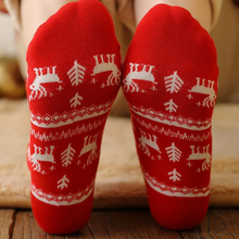 Laden Sie das Bild in den Galerie-Viewer, Weihnachten Cartoonsocken Geschenkbox