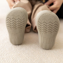 Laden Sie das Bild in den Galerie-Viewer, Rutschfeste Schuhe für Kinder