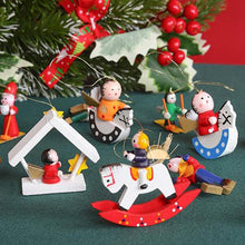 Laden Sie das Bild in den Galerie-Viewer, 24 kleine Holzanhänger zu Weihnachten