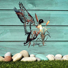 Laden Sie das Bild in den Galerie-Viewer, Wildente Deko-Anhänger aus Metall