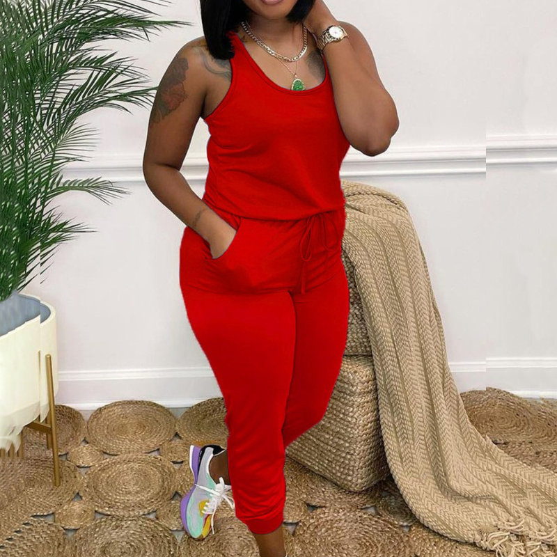 Einfarbiger ärmelloser sportlicher Overall