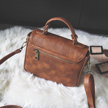 Laden Sie das Bild in den Galerie-Viewer, Damen Vintage Einzigartige Ledertasche mit Schnalle