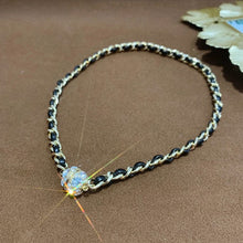 Laden Sie das Bild in den Galerie-Viewer, Stilvolle magnetische Halskette