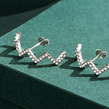 Laden Sie das Bild in den Galerie-Viewer, Neue lange wellenohrstecker