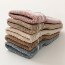 Laden Sie das Bild in den Galerie-Viewer, Herbst Winter Baby Socken Kinder Bodensocken