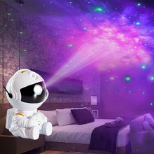 Laden Sie das Bild in den Galerie-Viewer, Sternenhimmel-Projektionslampe In Astronautenform