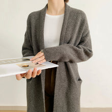 Laden Sie das Bild in den Galerie-Viewer, Lockere lange Strickjacke mit V-Ausschnitt