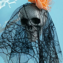 Laden Sie das Bild in den Galerie-Viewer, Totenkopfdekoration aus Schaumstoff