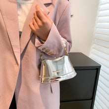 Laden Sie das Bild in den Galerie-Viewer, Stilvolle vielseitige Handtasche mit Perlen