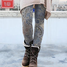 Laden Sie das Bild in den Galerie-Viewer, Hochelastische Leggings mit Print