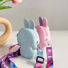 Laden Sie das Bild in den Galerie-Viewer, Kleine Kindertasche