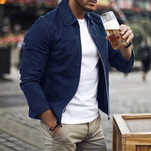 Laden Sie das Bild in den Galerie-Viewer, Fleecejacke aus Hirschleder für Herren