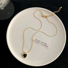 Laden Sie das Bild in den Galerie-Viewer, Schwarze Liebeskette aus Zirkon