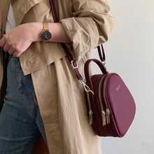 Laden Sie das Bild in den Galerie-Viewer, Damen leichte Umhängetasche mit mehreren Fächern