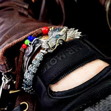 Laden Sie das Bild in den Galerie-Viewer, Silbernes handgefertigtes Drachenkettenarmband