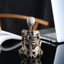 Laden Sie das Bild in den Galerie-Viewer, Halloween Kreativer Totenkopf Stifthalter