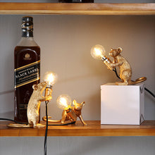 Laden Sie das Bild in den Galerie-Viewer, Tischlampe in Mausform