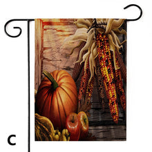 Laden Sie das Bild in den Galerie-Viewer, Halloween Kürbis Gartenflagge