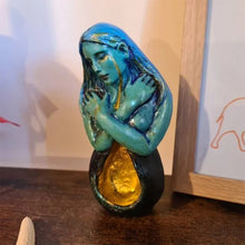 Laden Sie das Bild in den Galerie-Viewer, Heilende Göttin Kunstskulptur Ornament