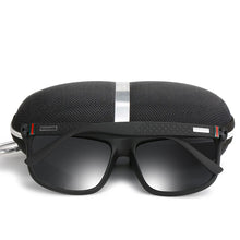 Laden Sie das Bild in den Galerie-Viewer, 2021 polarisierte Sonnenbrille mit schwarzem Rahmen