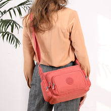 Laden Sie das Bild in den Galerie-Viewer, Wasserdichte vielseitige leichte Umhängetasche aus Nylon für Damen