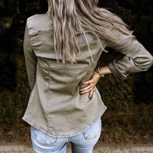 Laden Sie das Bild in den Galerie-Viewer, Einfarbige Plissierte Jeansjacke mit Reverskragen