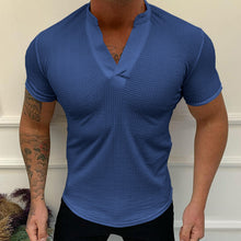 Laden Sie das Bild in den Galerie-Viewer, Stilvolles T-Shirt mit V-Ausschnitt für Herren