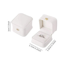 Laden Sie das Bild in den Galerie-Viewer, Pu-Leder-Ring-Geschenkbox